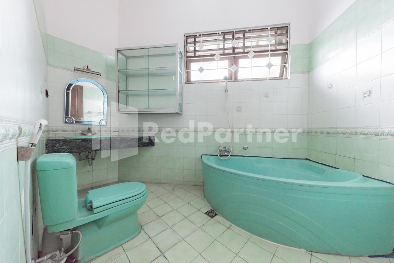 Biru Homestay Bandung Mitra Reddoorz Exterior foto